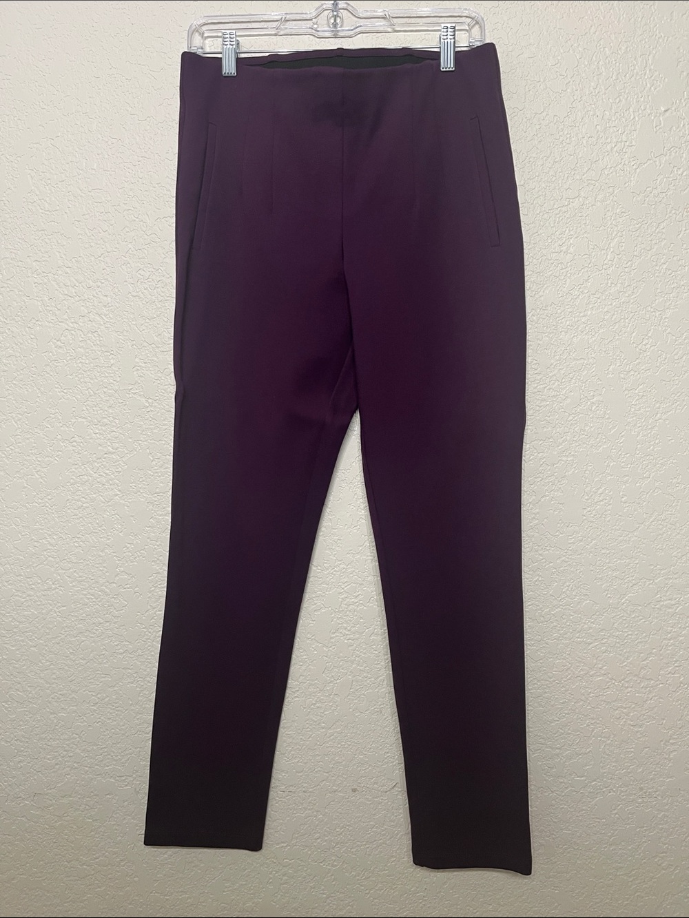 DKNY Women's Size Medium Slim Trousers in Plum Purple